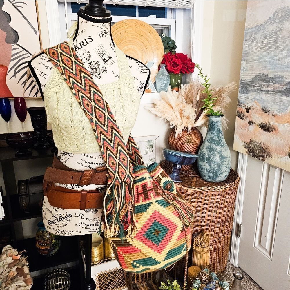 New Premium Wayuu Hand Woven Boho Bucket Bag.